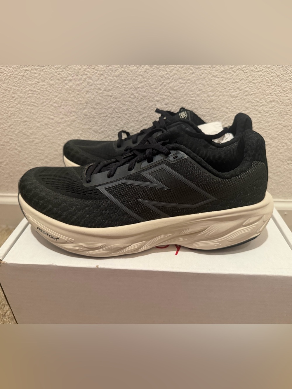 New” New Balance Mens 1080v14 Running Shoes size9.5,10,11.5